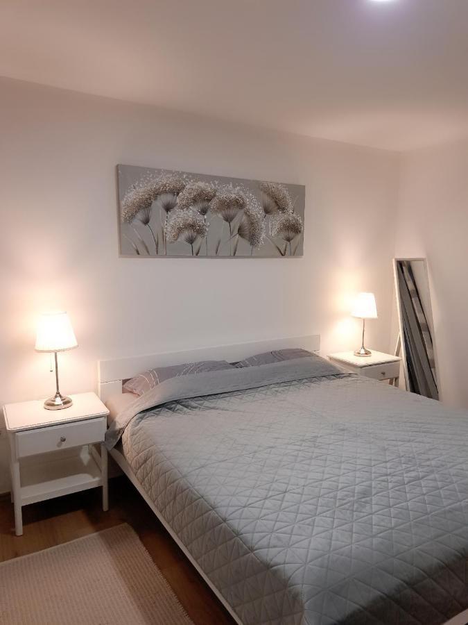 Apartment Luana Pula Bagian luar foto