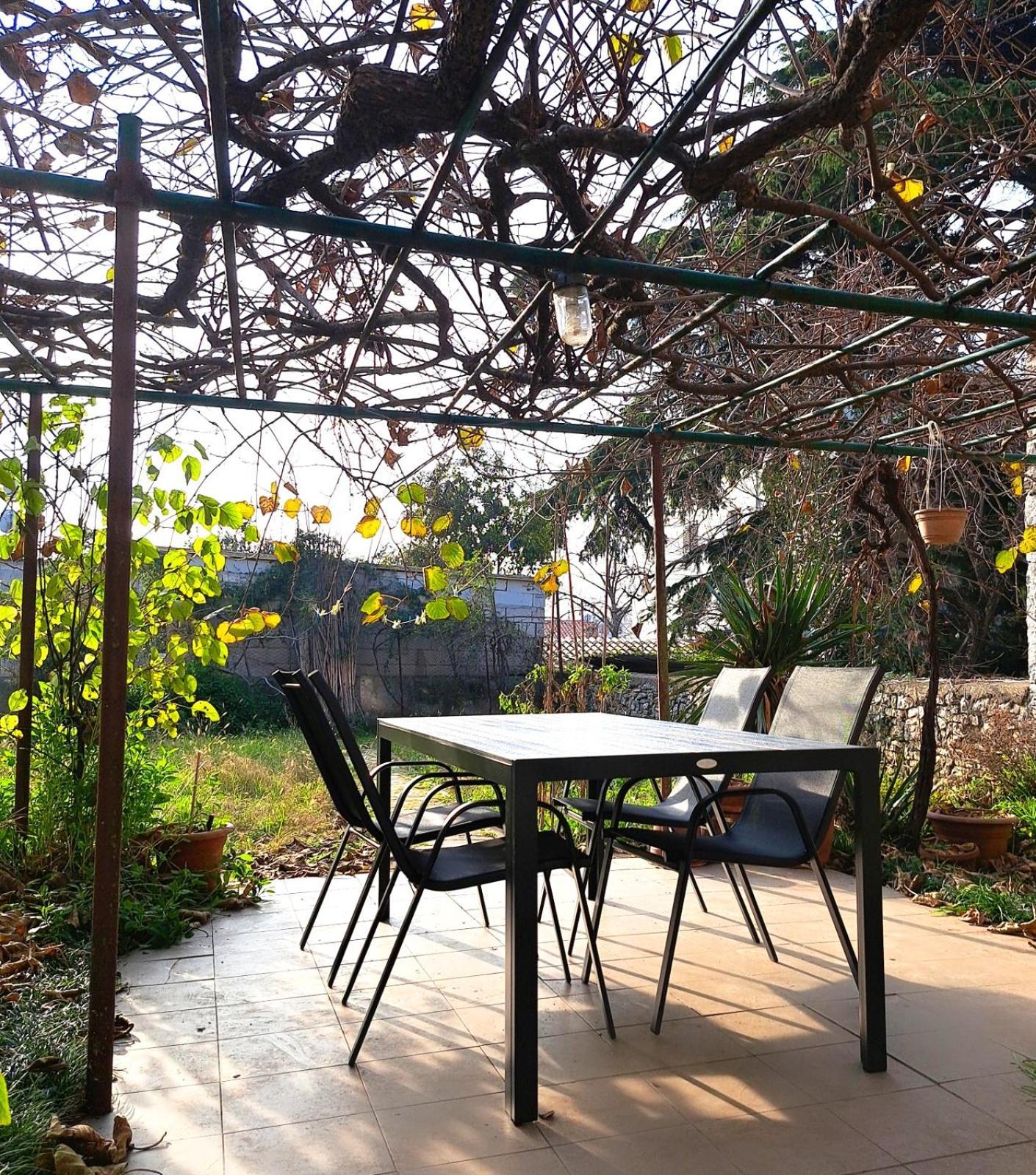 Apartment Luana Pula Bagian luar foto
